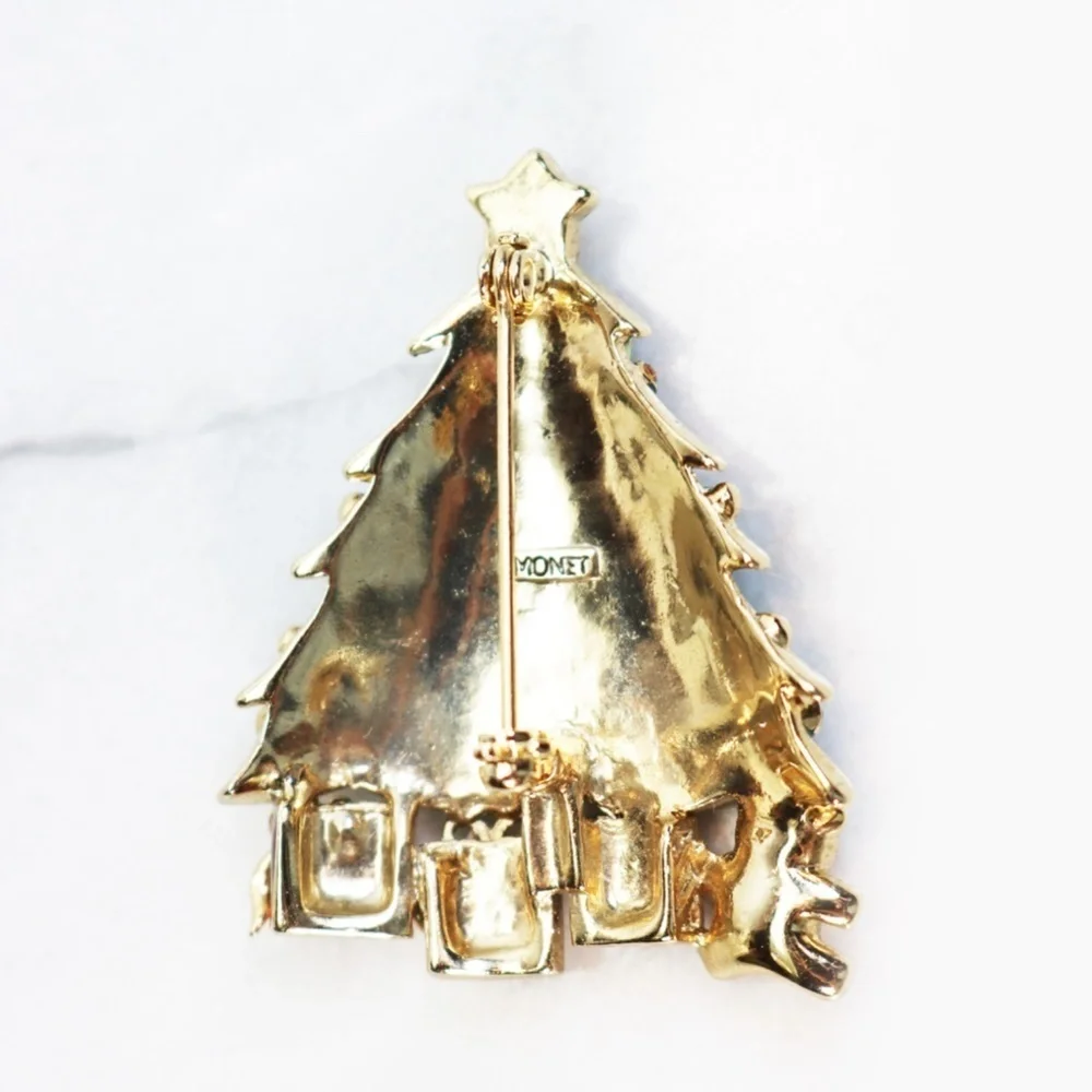 🎁🎄Monet Christmas Tree Brooch & Earrings 🎁🎄